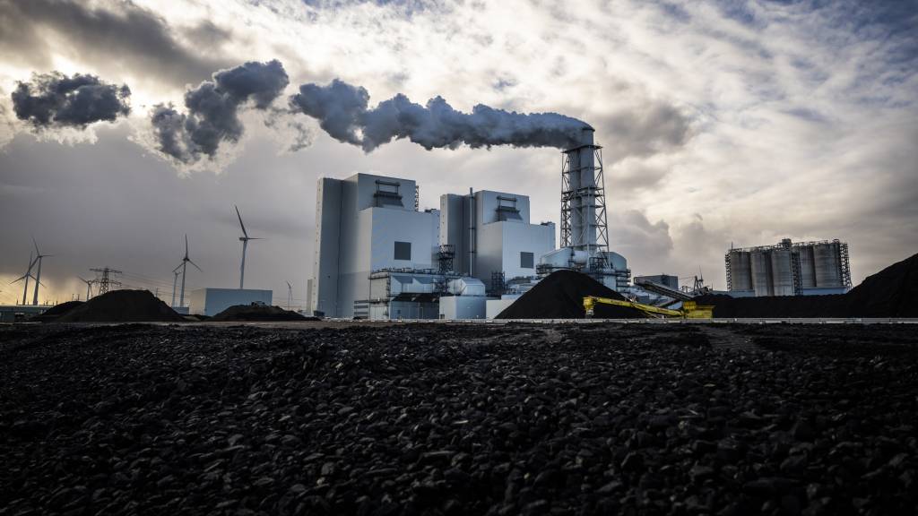 Kolencentrales mogen weer op volle toeren draaien Kolencentrales mogen weer op volle toeren draaien