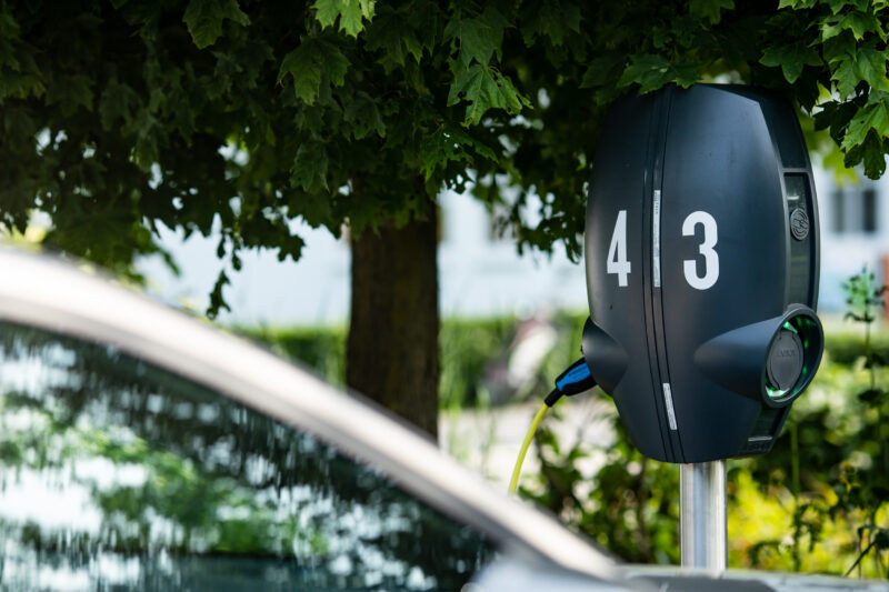 Wij willen je parkeerplaats huren! Wij willen je parkeerplaats huren!